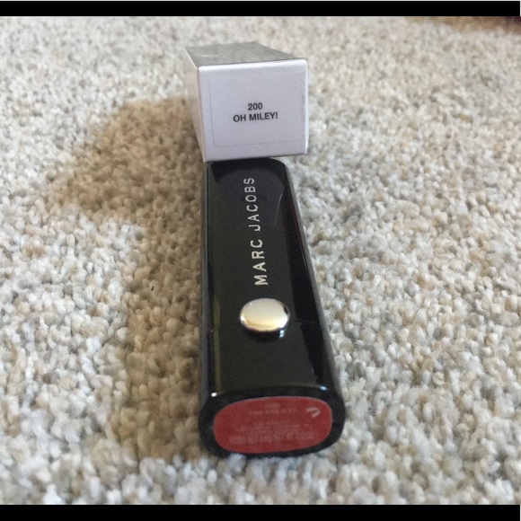 Marc Jacobs Beauty (Lipstick) - Picture 3 of 4